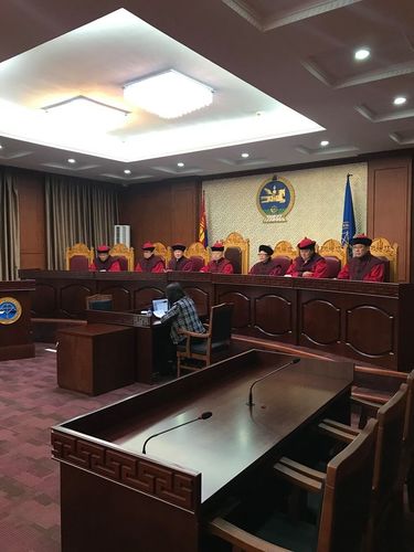 ҮХЦ-ийн их суудлын хуралдаан хойшлов