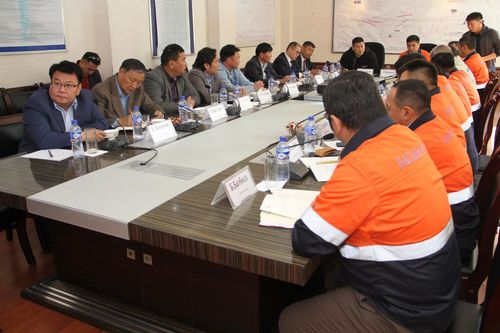 “Эрдэнэс МГЛ”-д “Багануур”-ыг шилжүүлэх бүртгэлийг хийж дууслаа