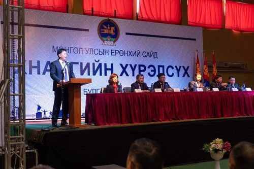 Булган аймгийн иргэд хууль бус уул, уурхайн үйл ажиллагааг зогсоож байгааг дэмжив