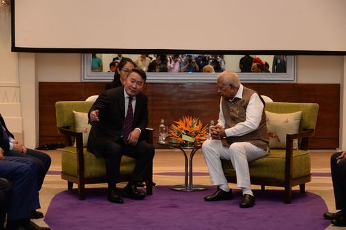 Ерөнхийлөгч Х.Баттулгад захирагч Важубхай Рубадхай бараалхав