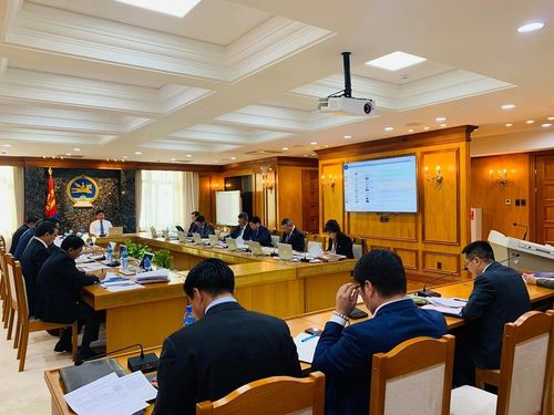 Ноён уулыг дархан цаазат газар болгохыг дэмжжээ