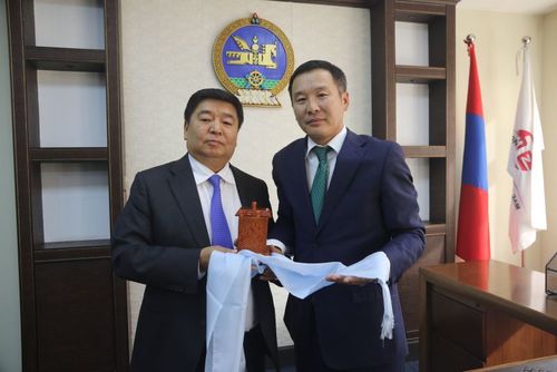 “Монголын төмөр зам” ТӨХК-ийг Р.Батсүх удирдана