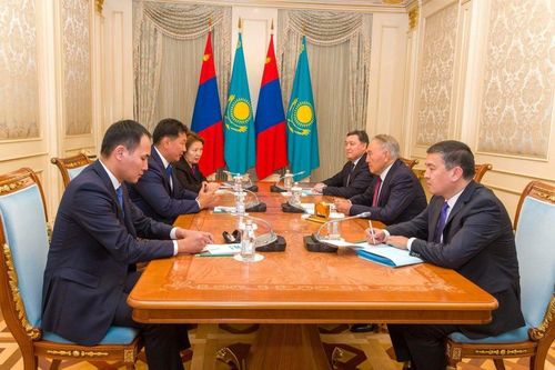 Ерөнхий сайд У.Хүрэлсүх Н.А.Назарбаевт бараалхав