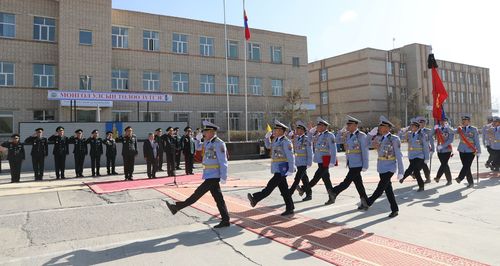 Зэвсэгт хүчний 013 дугаар ангийг Цэргийн гавьяаны улаан тугийн одонгоор шагналаа