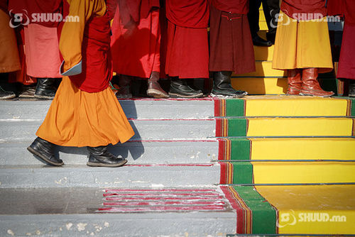 Цагдаагийн байгууллага ламхай нарын зодооны хэргийг шалгаж байна