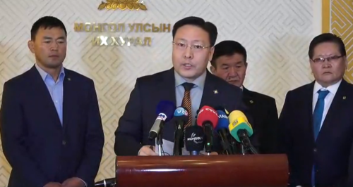 Ц.Нямдорж: Шүүгч нар хугацаа хожих хуйвалдаан хийж байна