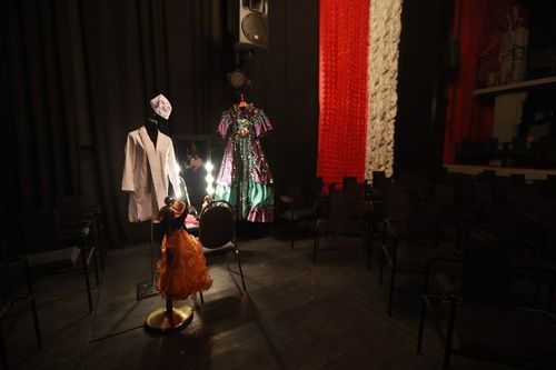 “Black box” театр ФИЛОСОФИЙН зургаан жүжиг тавина