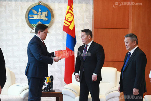 Г.Занданшатар: Үндсэн хуулийн өөрчлөлтийн эхийг баталгаажуулна гэдэгт итгэлтэй байна