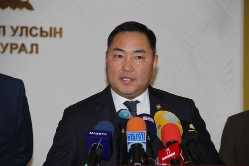 Б.Пүрэвдорж: МАН-ын тоглоомын дүрмээр сонгуульд оролцоно