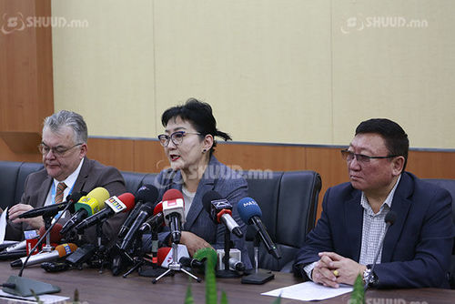ШУУД: Замын-Үүдээр орж ирсэн хоёр иргэнийг тусгаарлаад байна