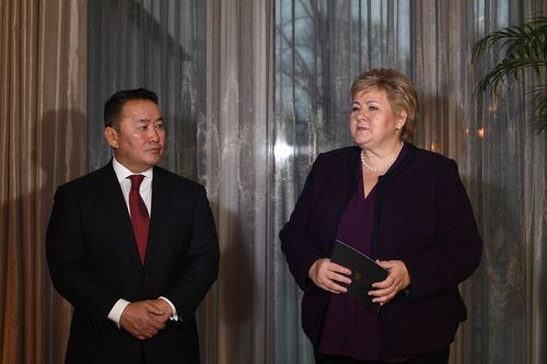 Норвег туршлагаасаа хуваалцахад бэлэн