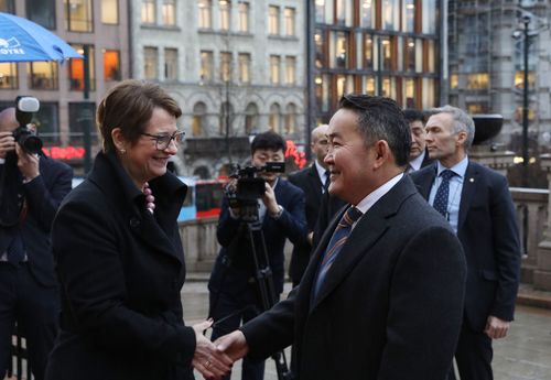 Норвегийн Парламентын Ерөнхийлөгч хатагтай Тоне Уихельмсен Троэн нар уулзлаа