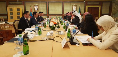 Зөвлөлдөх уулзалт болов