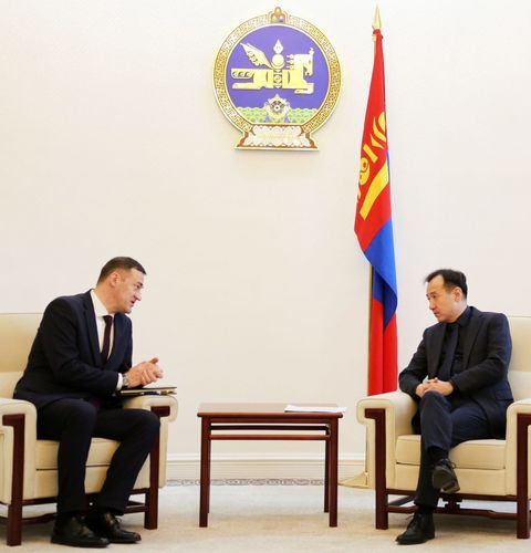 Элчин сайд С.Чепурнойг хүлээн авч уулзав