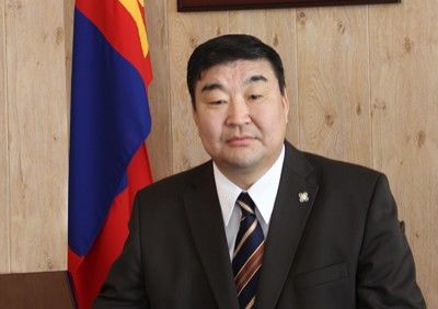 Эрчим хүчний сайд асан М.Сономпилд оногдуулсан хорих ялыг хэвээр үлдээв