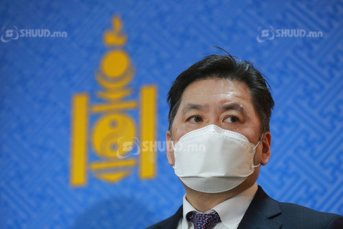 Б.Лхагвасүрэн: Эдийн засгийн өсөлтийг 6.9 хувьд төсөөллөө