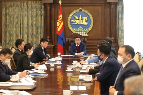 ВИДЕО: Жижиг, дунд бизнес эрхлэгчдийг зээлийн хүүгийн дарамтаас чөлөөлөхийг үүрэг болгов