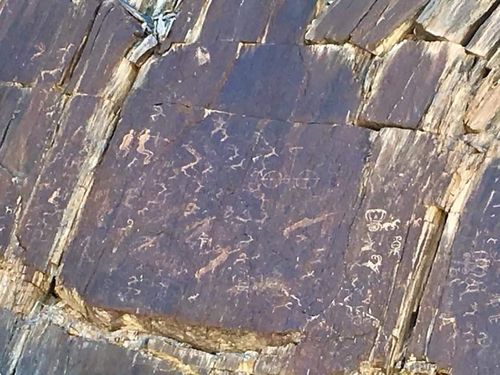 Хосгүй үнэт үзмэр: Гэр тэрэгний ширмэн цөн