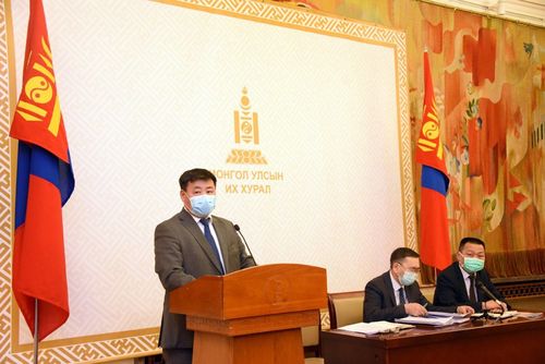 ШУУД: Намын бүлэг, зөвлөл хуралдаж байна