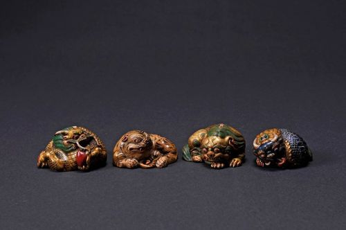 Хосгүй үнэт үзмэр: Дөрвөн хүчтэн тоглоом