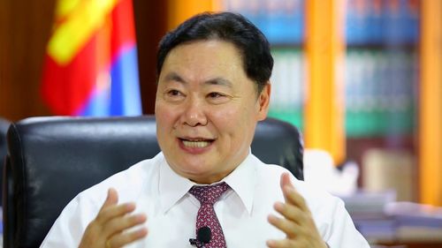 Б.Эрдэнэбатын “1000 ор” ба ээлжит луйврын бэлтгэл