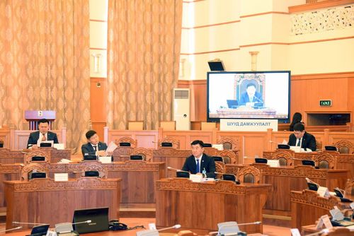 Түр хороо байгуулав