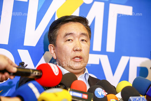 Д.Мөнх-Эрдэнийн шүүх хурал хойшиллоо