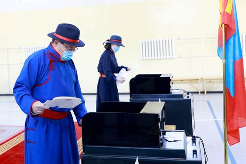 Г.Занданшатар: Монгол Улсын ирээдүйн төлөөх таны сонголт мэргэн байх болтугай
