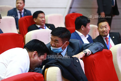 МАН-ын Удирдах зөвлөл шуурхай хуралдаан зарлажээ