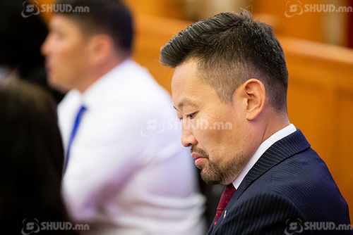 Х.Ганхуяг: Дүлий дүмбэ царайлж байгаад энэ хуулийг батлах хэрэгтэй