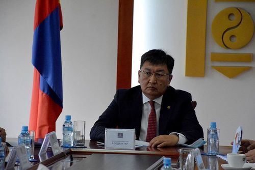 Я.Содбаатар эрүүл мэндийн байгууллагуудад ажиллана