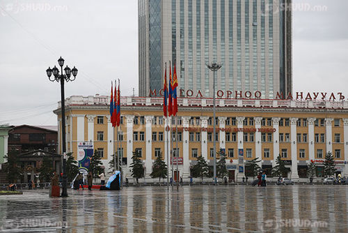 Улаанбаатарт 16 хэм дулаан байна
