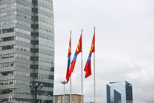 Улаанбаатарт 21 хэм дулаан байна