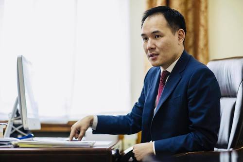 Б.Мөнхжинг Гадаад харилцааны дэд сайдаар томилов