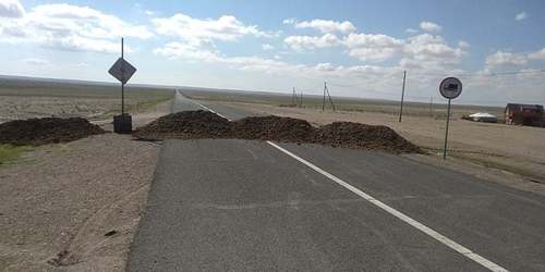 Хамрын хийдийн зам ХААЛТТАЙ байна