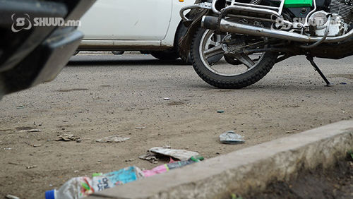 Сэрэмжлүүлэг: Мотоцикл онхолдож 19 настай эрэгтэй амиа алдав