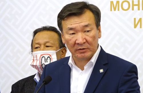 УИХ-ын гишүүн С.Ганбаатар ИЗНН-ыг хулхиджээ