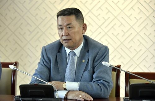 Хөшөөтийн чулуун нүүрсний ордыг түшиглэн сайжруулсан шахмал түлшний үйлдвэр байгуулах асуудлаар санал солилцов