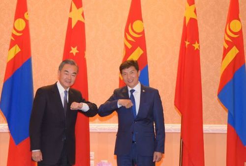 Гашуунсухайт-Ганцмод, Шивээхүрэн-Сэхээ, Бичигт-Зүүнхатавчийн төмөр замын боомтыг нээнэ