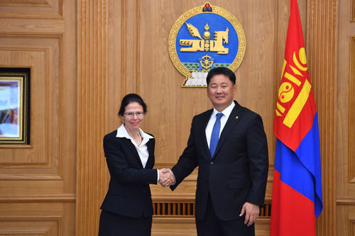 Канадын Элчин сайдыг хүлээн авч уулзав