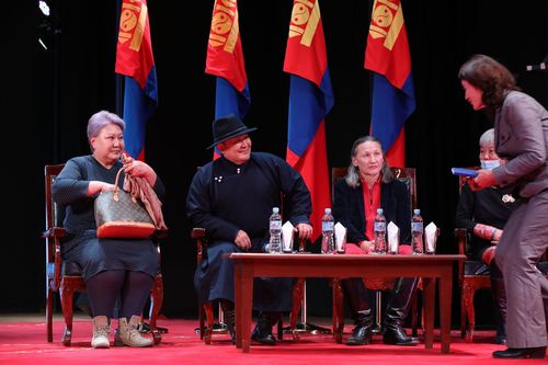 Х.Баттулга: Хөдөө аж ахуй, байгалийн баялгийн тэгш хуваарилалтын бодлого дээр хатуу зогсоно