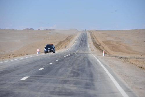 Говь-Алтай аймаг Улаанбаатар хоттой хатуу хучилттай автозамаар холбогдлоо