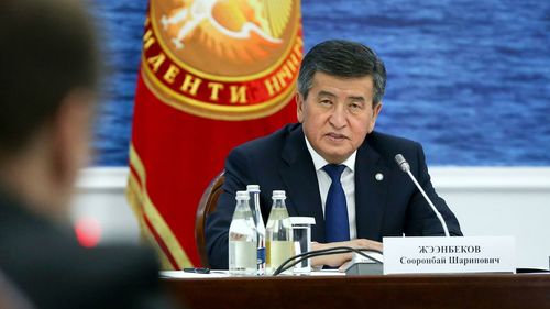 Киргизийн үймээн: Ерөнхийлөгч Жээнбеков огцроход бэлэн