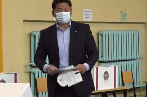 Ерөнхий сайд У.Хүрэлсүх саналаа өглөө