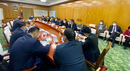 Улсын онцгой комисс хуралдаж байна