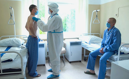 COVID-19:  ОХУ вакцинаа олноор үйлдвэрлэж, чага мөөгийг сонирхож эхлэв