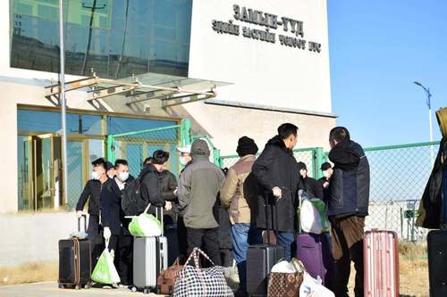 БНХАУ-ын 33 иргэнийг албадан гаргалаа