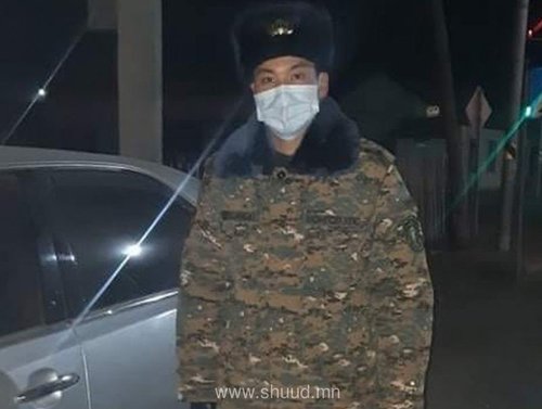 Оргон зайлсан этгээдийг үүрэг гүйцэтгэж байхдаа саатуулжээ