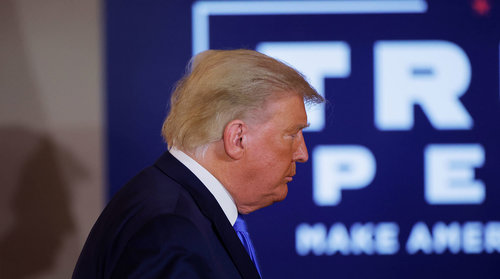 Трамп эрх мэдлээ шилжүүлэхийг зөвшөөрчээ