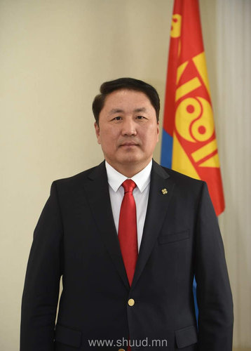 Батлан хамгаалах салбарын гурван хуулийн төслийг өргөн мэдүүллээ